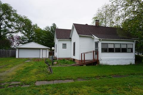 114 N John St, Fithian, IL 61844 photo 1