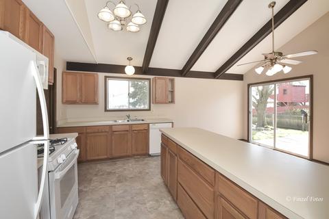 310 N Bromley Dr, Mchenry, IL 60050 photo 9