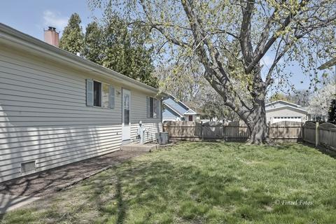 310 N Bromley Dr, Mchenry, IL 60050 photo 4