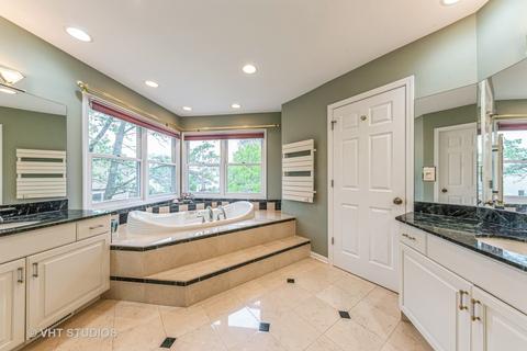 964 Shady Tree Ln, Wheeling, IL 60090 photo 12