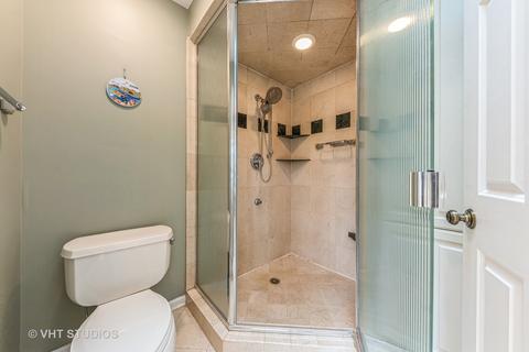964 Shady Tree Ln, Wheeling, IL 60090 photo 13