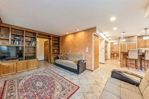 964 Shady Tree Ln, Wheeling, IL 60090 photo 9