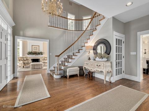 116 Oak Ridge Dr, Burr Ridge, IL 60527 photo 5