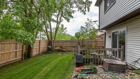 1442 Chippewa Trl, Wheeling, IL 60090 photo 22