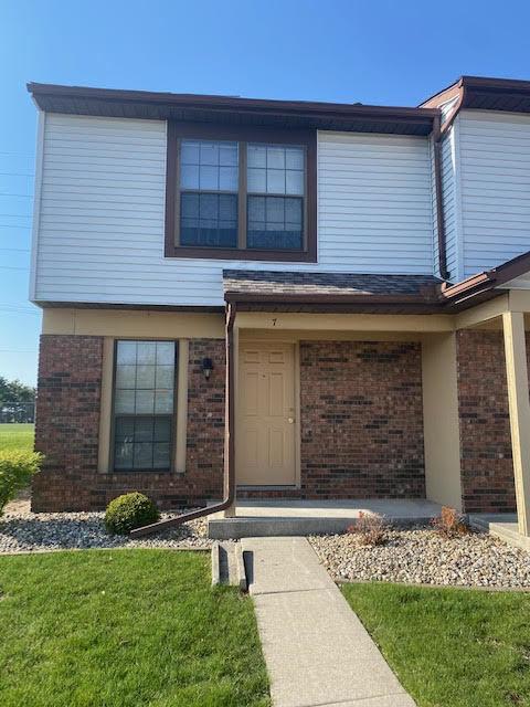 700 N Adelaide St #7, Normal, IL 61761 photo 1