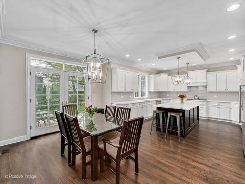 122 E Oneida Ave, Elmhurst, IL 60126 photo 8