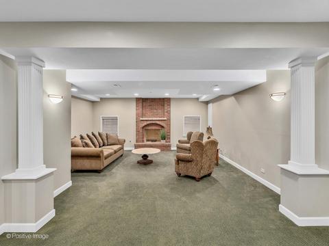 122 E Oneida Ave, Elmhurst, IL 60126 photo 33