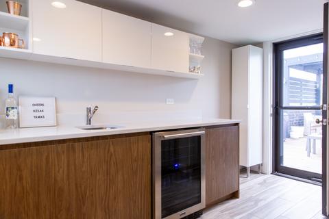 1637 N Artesian Ave #2, Chicago, IL 60647 photo 6