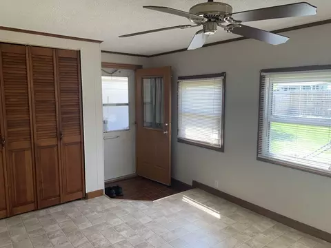 1904 Rock St, Peru, IL 61354 photo 3