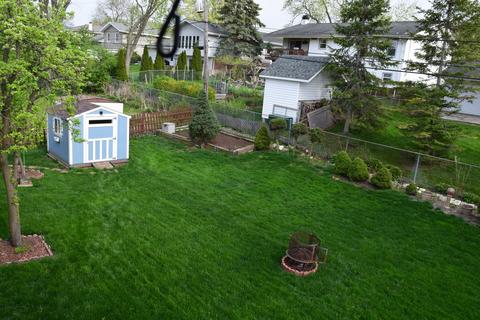 1365 Rosedale Ln, Hoffman Estates, IL 60169 photo 3