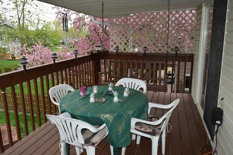 1365 Rosedale Ln, Hoffman Estates, IL 60169 photo 4