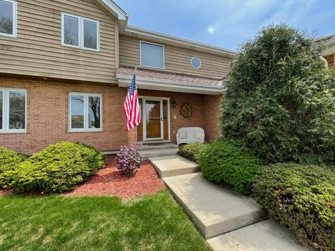 433 N Kevin Dr, Addison, IL 60101 photo 2