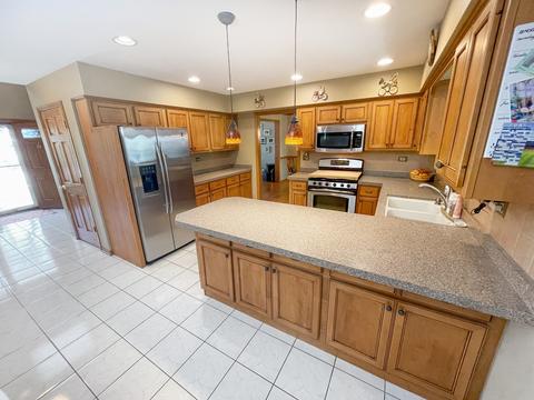 433 N Kevin Dr, Addison, IL 60101 photo 8
