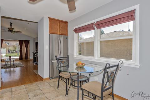 416 Emmerson Ave, Itasca, IL 60143 photo 5