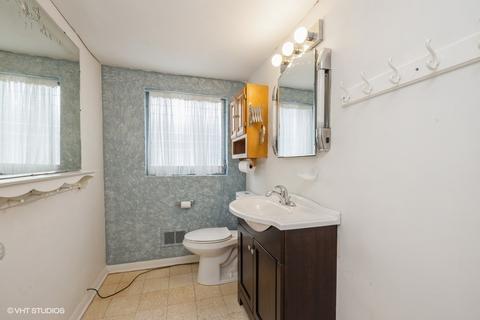 3101 Terry Ln, Broadview, IL 60155 photo 10