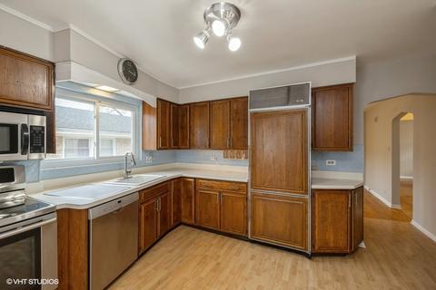 3101 Terry Ln, Broadview, IL 60155 photo 5