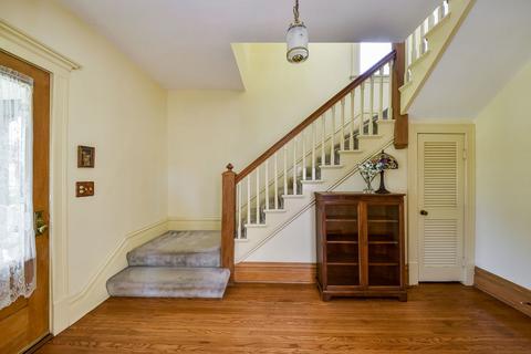 123 W Madison Ave, Wheaton, IL 60187 photo 6