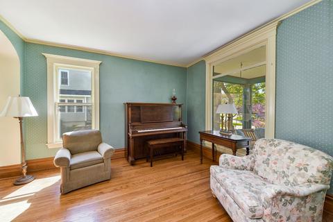123 W Madison Ave, Wheaton, IL 60187 photo 8