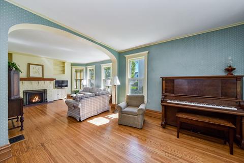 123 W Madison Ave, Wheaton, IL 60187 photo 9