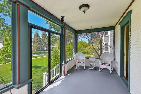 123 W Madison Ave, Wheaton, IL 60187 photo 4