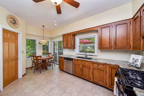 123 W Madison Ave, Wheaton, IL 60187 photo 14