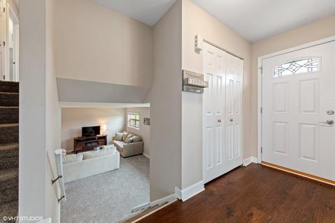 27 W211 Williams St, Winfield, IL 60190 photo 2