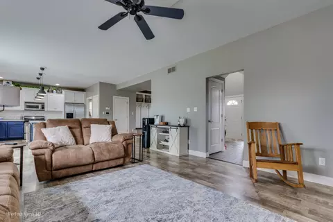 2175 E Rock Ridge Dr, Diamond, IL 60416 photo 11