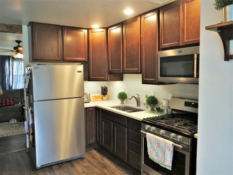 536 Devonshire St, Dixon, IL 61021 photo 2