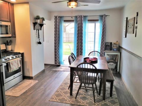 536 Devonshire St, Dixon, IL 61021 photo 8