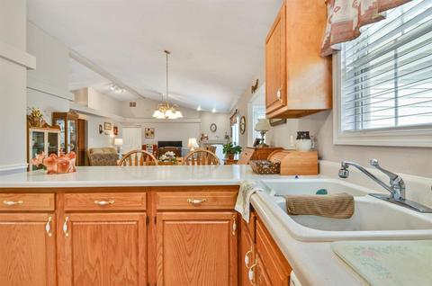 4107 Crail Rd, Champaign, IL 61822 photo 10