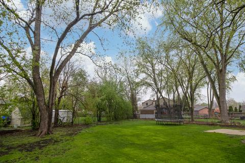 7601 Eleanor Pl, Willowbrook, IL 60527 photo 17