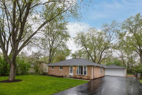 7601 Eleanor Pl, Willowbrook, IL 60527 photo 2