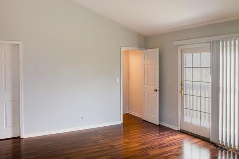 1934 Golf View Dr, Bartlett, IL 60103 photo 13