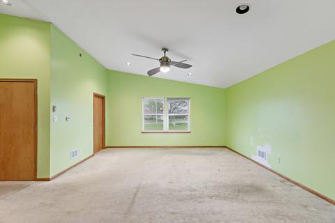 225 Willow Rd, Matteson, IL 60443 photo 17