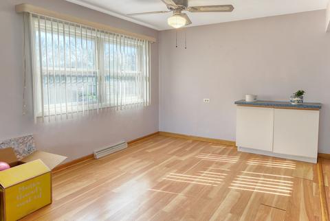 118 Center Ave, Wheeling, IL 60090 photo 5