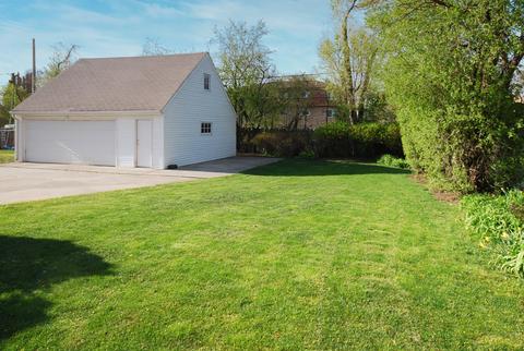 118 Center Ave, Wheeling, IL 60090 photo 21