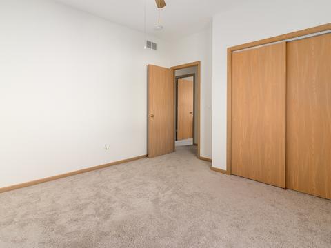 7002 Cornwall Dr, Joliet, IL 60431 photo 14