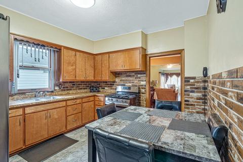 18233 Ada St, Lansing, IL 60438 photo 9