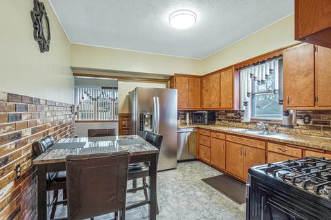 18233 Ada St, Lansing, IL 60438 photo 7