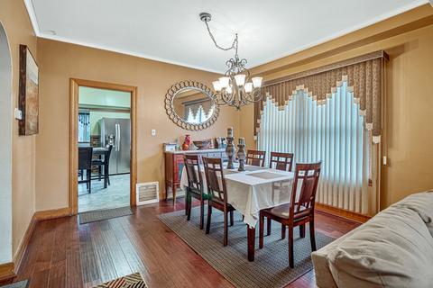 18233 Ada St, Lansing, IL 60438 photo 5