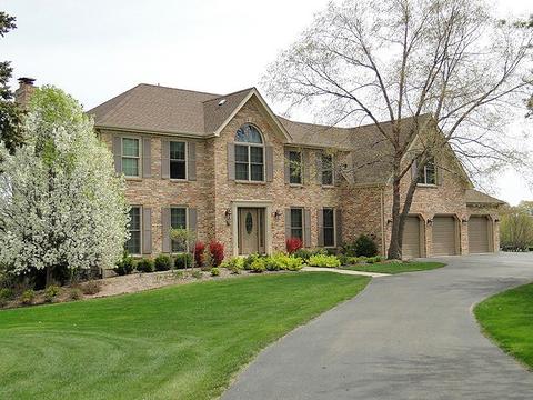 731 Fairway View Dr, Algonquin, IL 60102 photo 1
