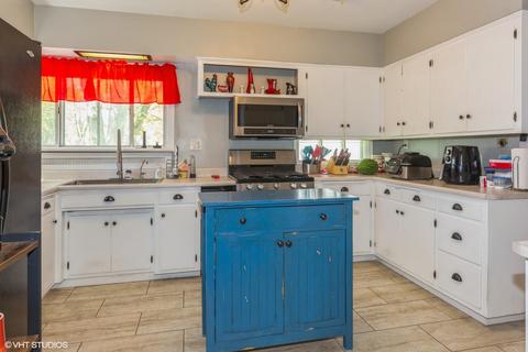 477 S Alma Ave, Kankakee, IL 60901 photo 4