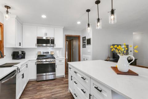 2313 Brookshire Dr E, Champaign, IL 61821 photo 16