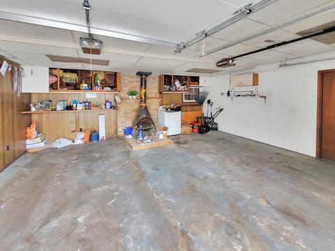 685 Ludlow Ave, Elgin, IL 60120 photo 11