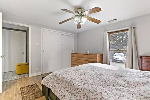 905 Osage Dr, Mchenry, IL 60051 photo 11