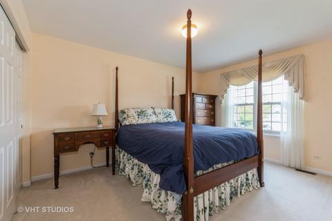 710 Crab Tree Ln, Bartlett, IL 60103 photo 11