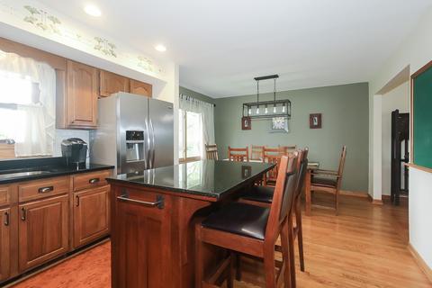 423 Main St, Bartlett, IL 60103 photo 14