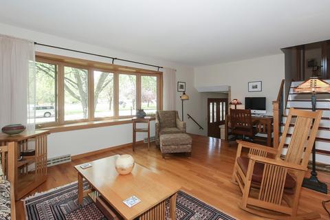 423 Main St, Bartlett, IL 60103 photo 9
