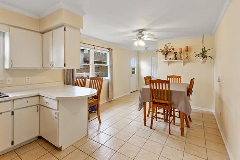 2004 W Tower Rd, Kankakee, IL 60901 photo 5