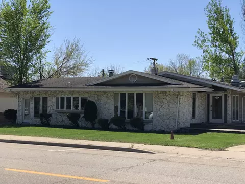 2724 4th St, Peru, IL 61354 photo 1